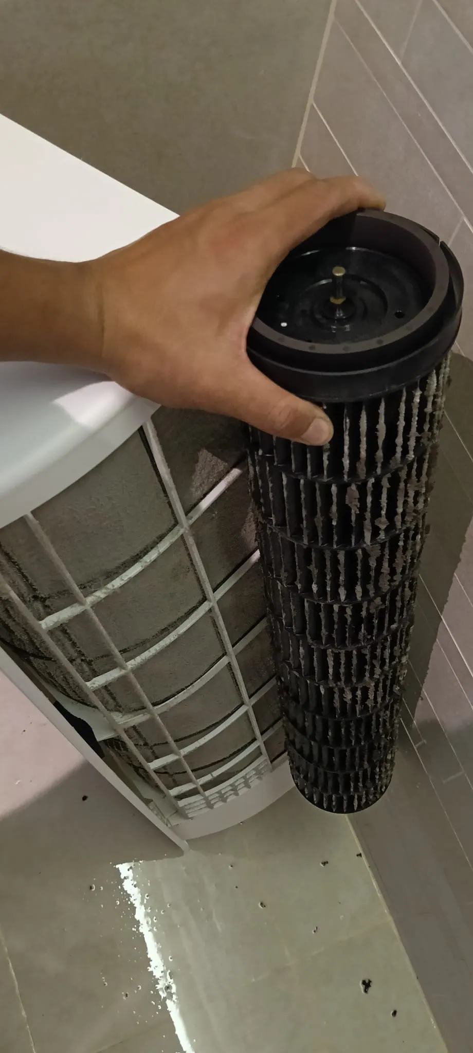 Aircon Servicing in Katong — before servicing, photo 4