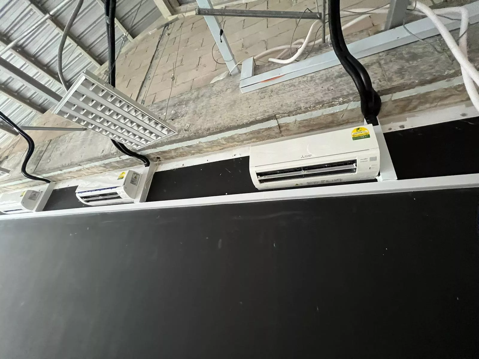 Inverter vs Non-Inverter Aircon: Which Saves More in SG